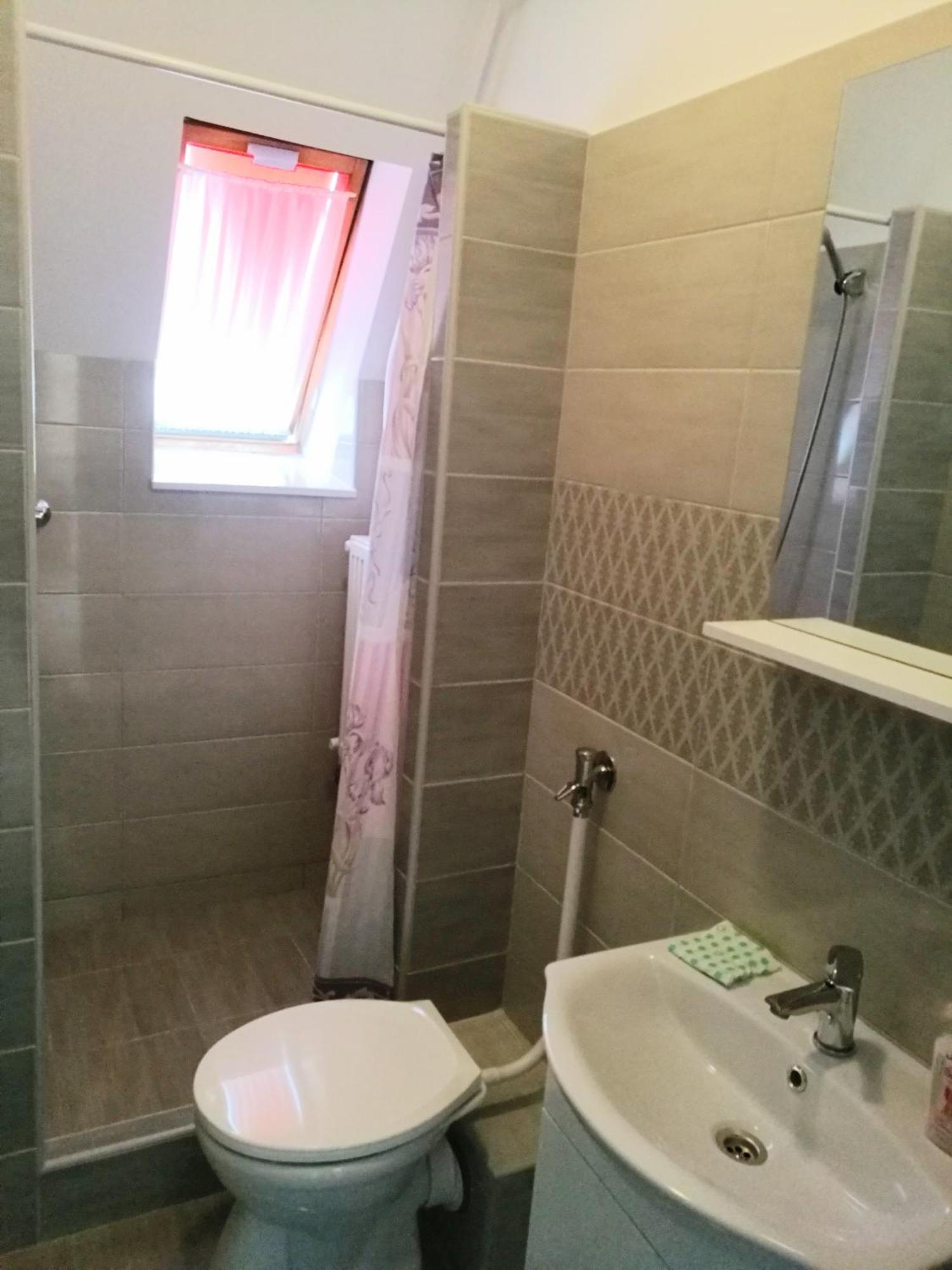 Revesz Vendeghaz Hotell Harkány Exteriör bild